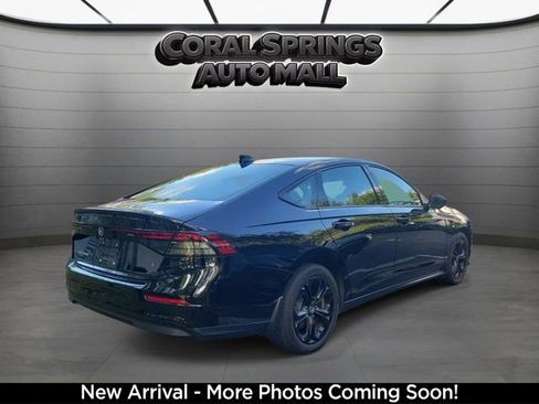 Certified 2025 Honda Accord SE image 4