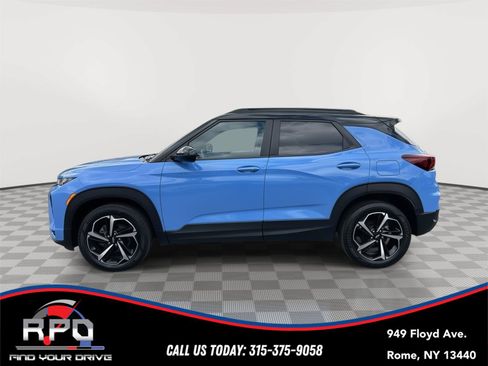 Used 2021 Chevrolet TrailBlazer ACTIV w/ Technology Package AWD/4WD image 2