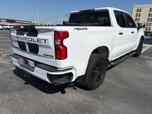 Used 2022 Chevrolet Silverado 1500 Custom w/ Rally Edition AWD/4WD image 5