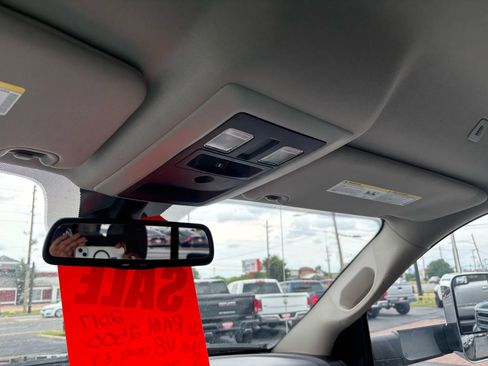 Used 2017 RAM 2500 Big Horn image 8