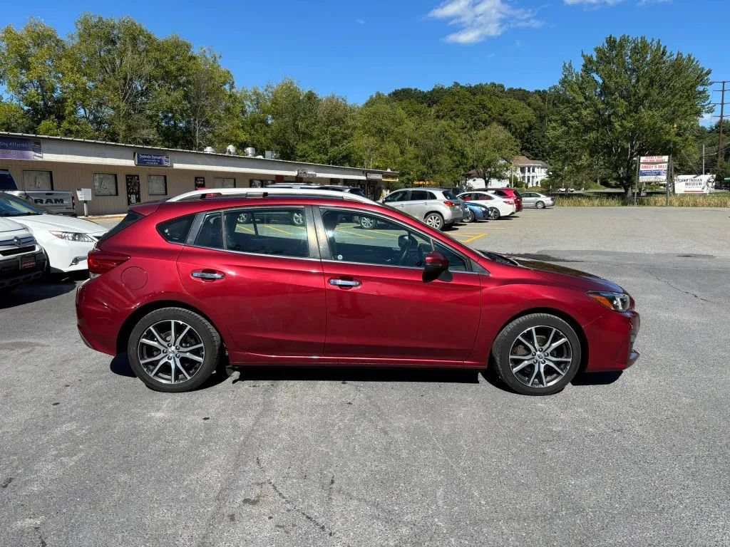 Used 2017 Subaru Impreza 2.0i Limited AWD/4WD image 9