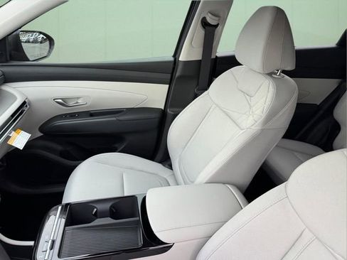 New 2026 Hyundai Tucson SEL image 8