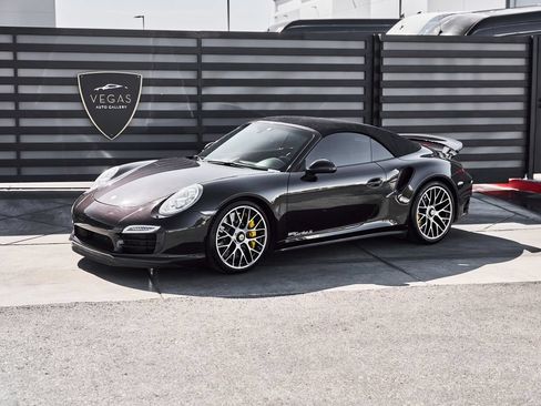 Used 2014 Porsche 911 Turbo S AWD/4WD image 5