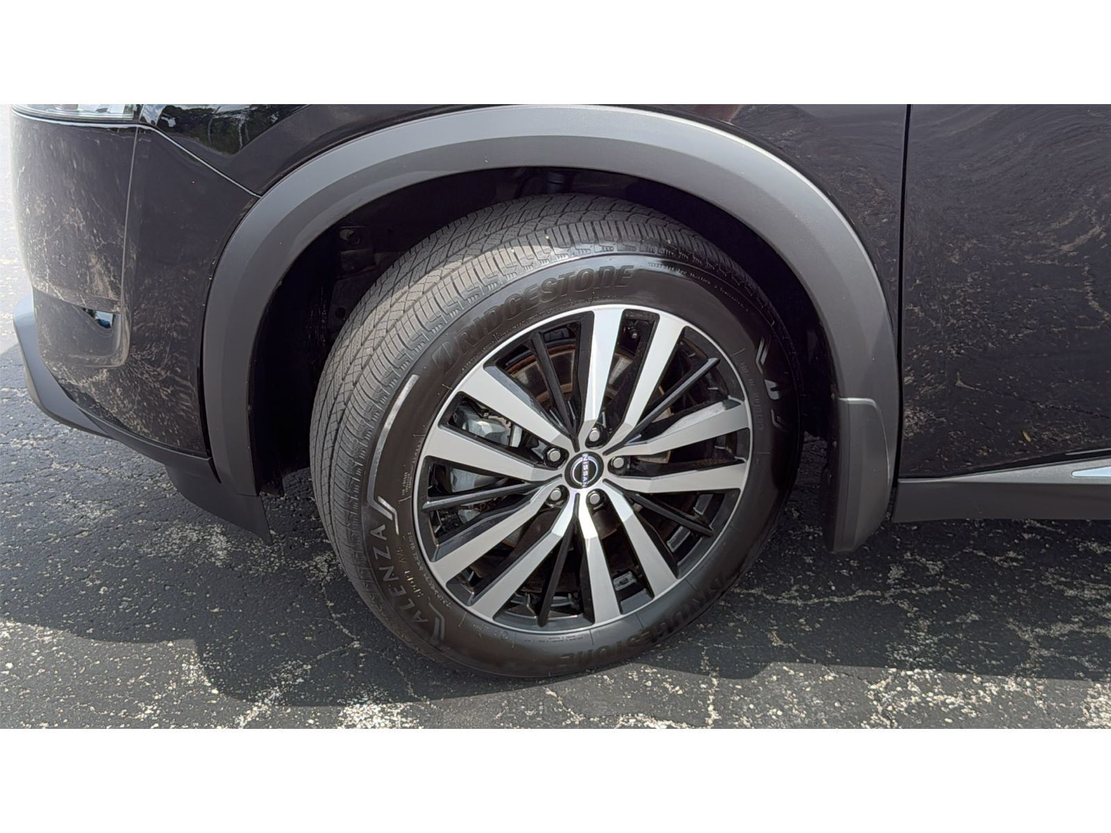 Used 2025 Nissan Pathfinder Platinum AWD/4WD image 12