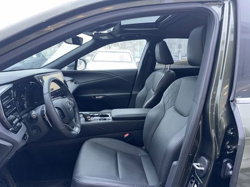 Certified 2025 Lexus RX 350 Premium w/ Accessory Package image 19