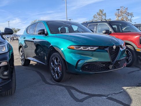 Used 2024 Alfa Romeo Tonale Veloce image 3