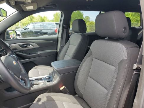 Used 2023 Chevrolet Traverse LT w/ LPO, Floor Liner Package AWD/4WD image 5