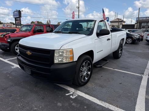 Used 2012 Chevrolet Silverado 1500 W/T RWD image 1
