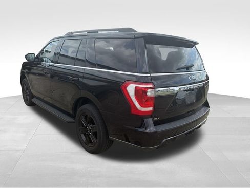 Used 2020 Ford Expedition XLT w/ Black Accent Package AWD/4WD image 7
