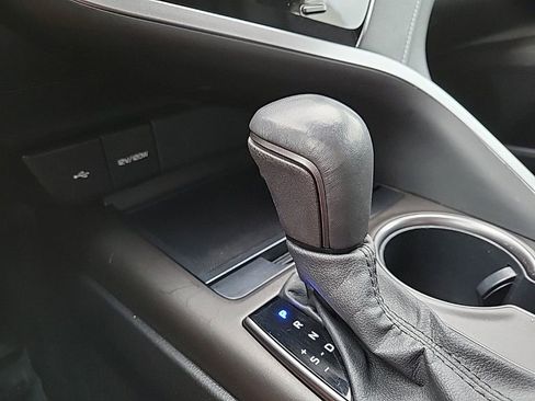 Used 2023 Toyota Camry SE w/ Cold Weather Package image 29