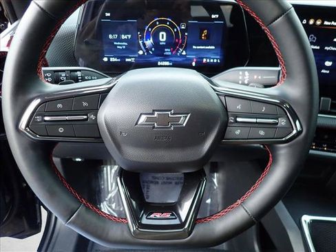 Used 2025 Chevrolet Equinox RS AWD/4WD image 14