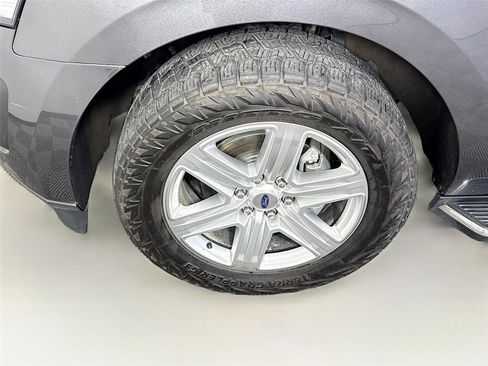 Used 2020 Ford Expedition Max XLT w/ Equipment Group 202A AWD/4WD image 26