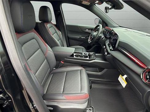 Used 2026 Chevrolet Equinox RS w/ Safety and Technology Package image 22