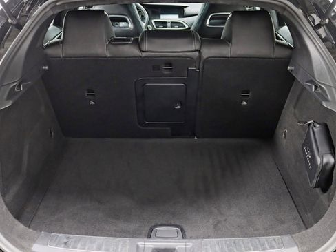 Used 2018 INFINITI QX30 Sport w/ Leather Package FWD image 35