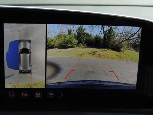 New 2026 Cadillac Vistiq Sport image 15