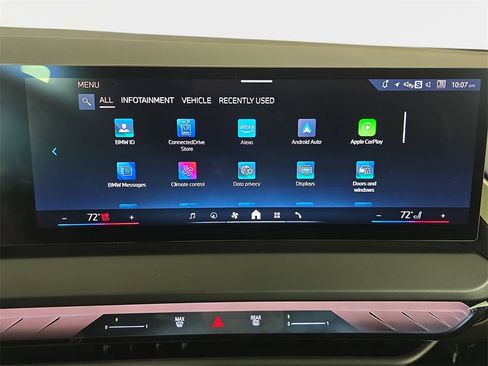 Used 2025 BMW X3 xDrive30i w/ Premium Package image 24