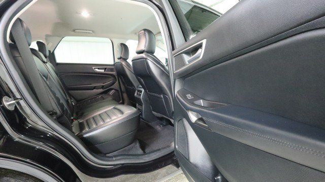 Used 2022 Ford Edge SEL w/ Convenience Package AWD/4WD image 11