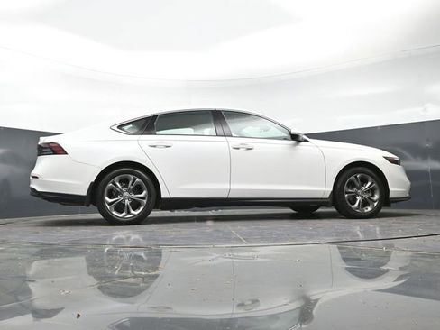 Used 2024 Honda Accord EX image 36