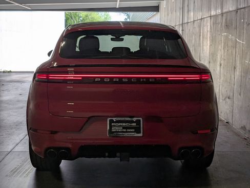 Certified 2024 Porsche Cayenne S AWD/4WD image 8