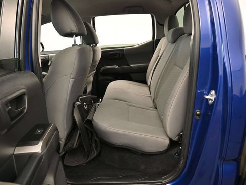 Used 2022 Toyota Tacoma SR5 RWD image 27