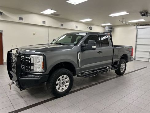 Certified 2024 Ford F350 XLT AWD/4WD image 4