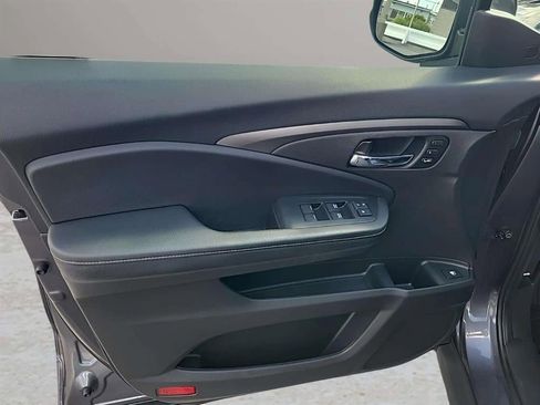 Used 2022 Honda Ridgeline RTL image 19