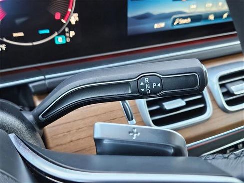 Used 2025 Mercedes-Benz GLE 350 4MATIC image 12