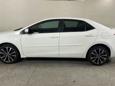 Used 2019 Toyota Corolla SE w/ Body Protection Package FWD image 6