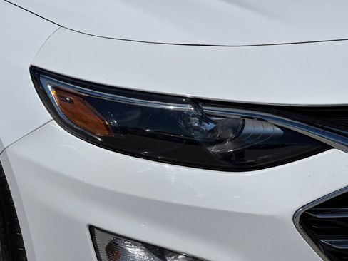 Used 2023 Chevrolet Malibu LT image 9