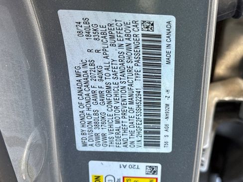 Used 2025 Honda Civic Sport image 31