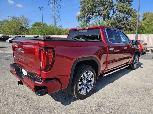 Used 2024 GMC Sierra 1500 Denali image 4