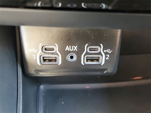 Used 2024 Dodge Durango GT image 21