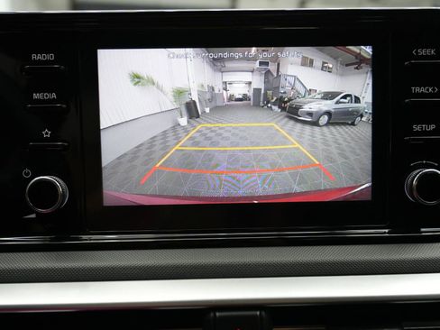 Used 2021 Kia K5 LX image 15