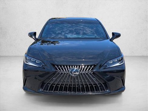 Used 2025 Lexus ES 300h w/ Accessory Package (Z1) FWD image 2