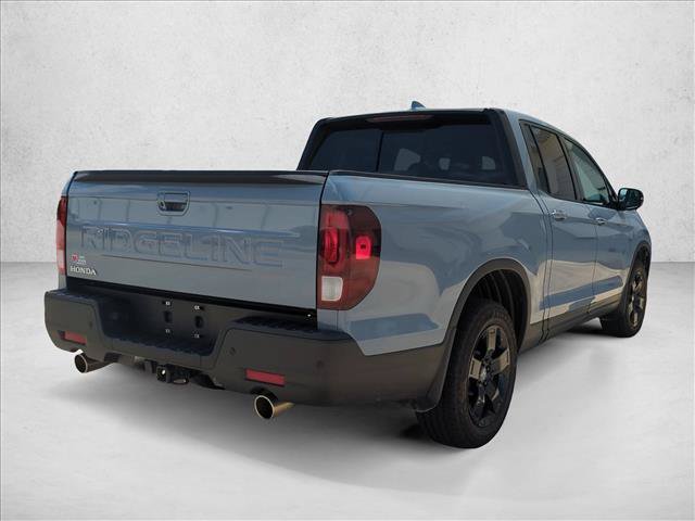 Used 2025 Honda Ridgeline Black Edition image 5