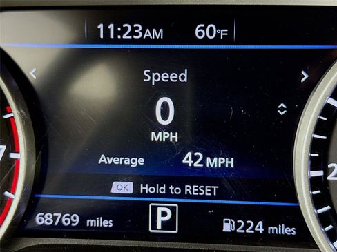Used 2020 Nissan Sentra SR FWD image 2