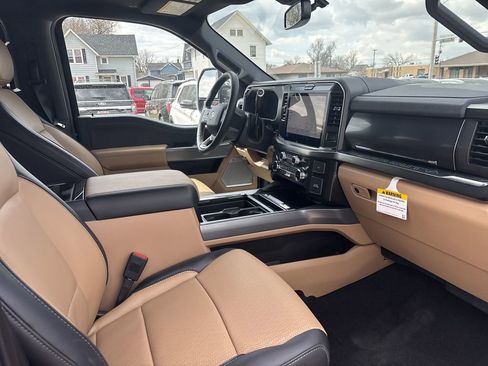 New 2025 Ford F250 Lariat w/ Chrome Package image 12