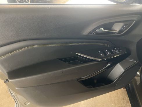 Used 2024 Chevrolet Trax ACTIV w/ Sunroof Package image 7