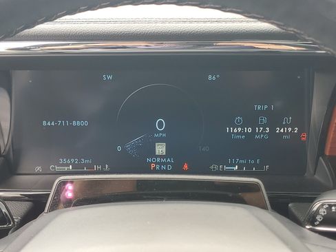 Certified 2024 Lincoln Navigator Reserve AWD/4WD image 15