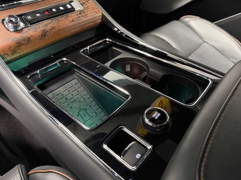 Used 2025 Lincoln Aviator Black Label w/ Black Label Special Edition image 12