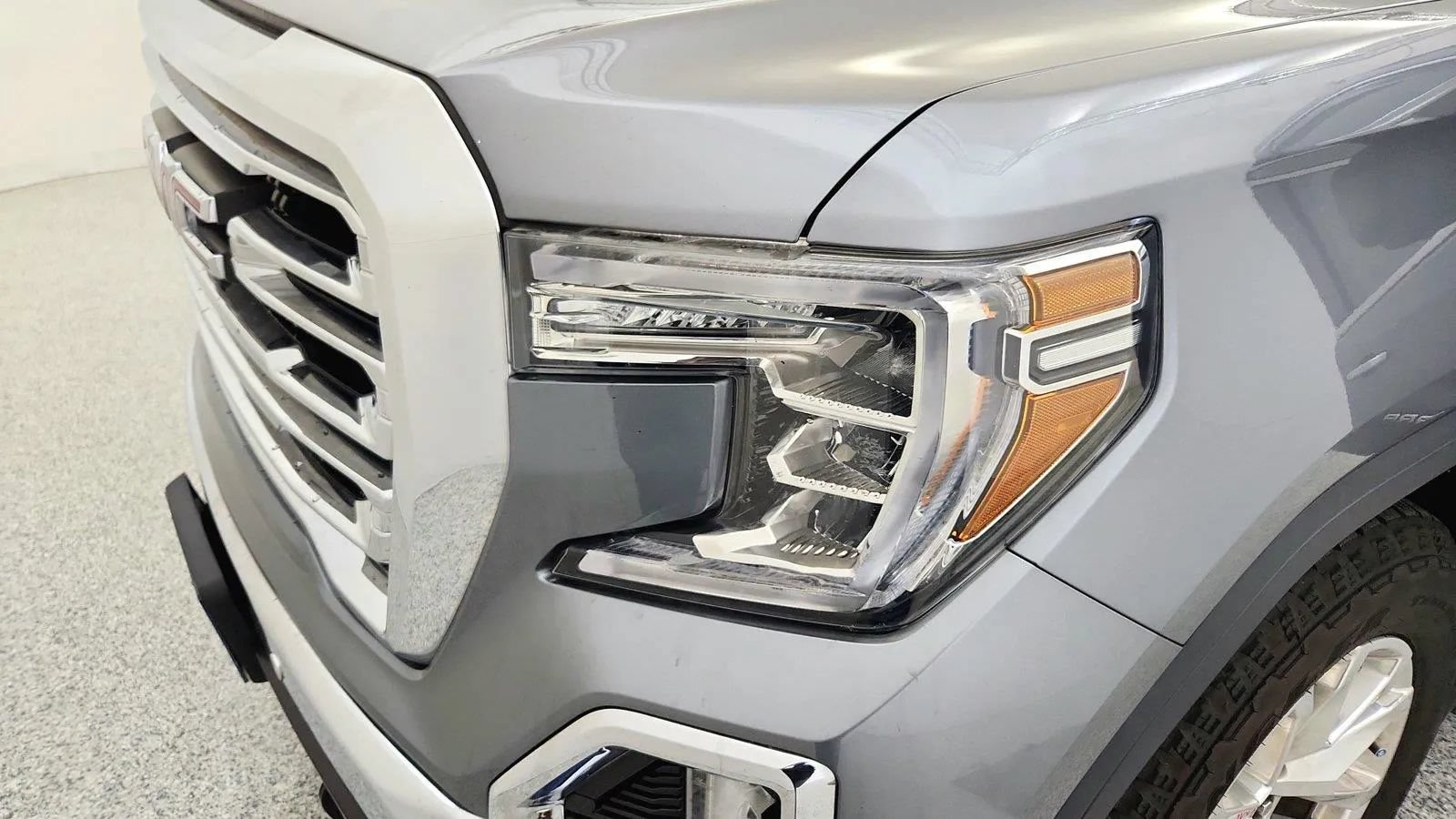 Used 2019 GMC Sierra 1500 SLT w/ SLT Premium Plus Package AWD/4WD image 45