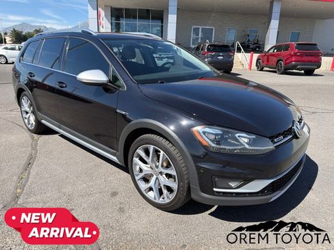Used 2019 Volkswagen Golf Alltrack SE AWD/4WD image 11