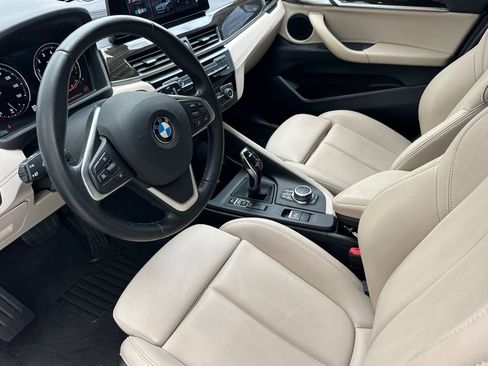 Used 2023 BMW X2 sDrive28i w/ Premium Package FWD image 9