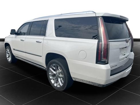 Used 2019 Cadillac Escalade ESV Platinum AWD/4WD image 3