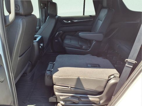 Used 2024 GMC Yukon Denali AWD/4WD image 18