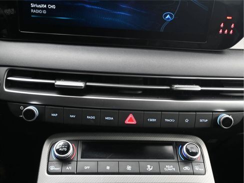 Used 2025 Hyundai Palisade SEL image 13