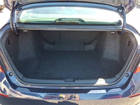 Used 2019 Honda Accord EX image 28