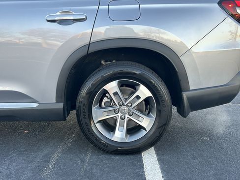 Certified 2024 Honda Pilot EX-L image 35