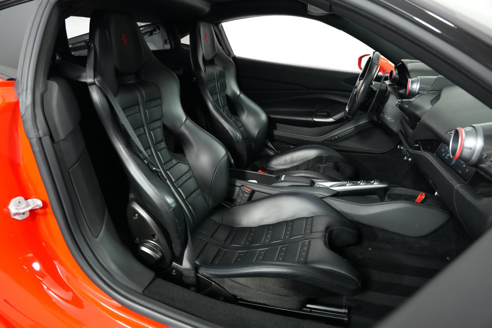 Used 2020 Ferrari F8 Tributo RWD image 35