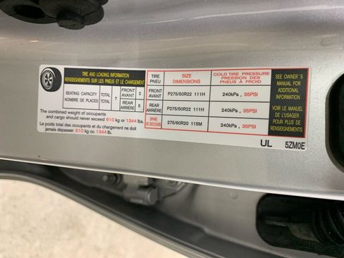 Used 2016 INFINITI QX80 Luxe w/ 22" Wheel Package image 21